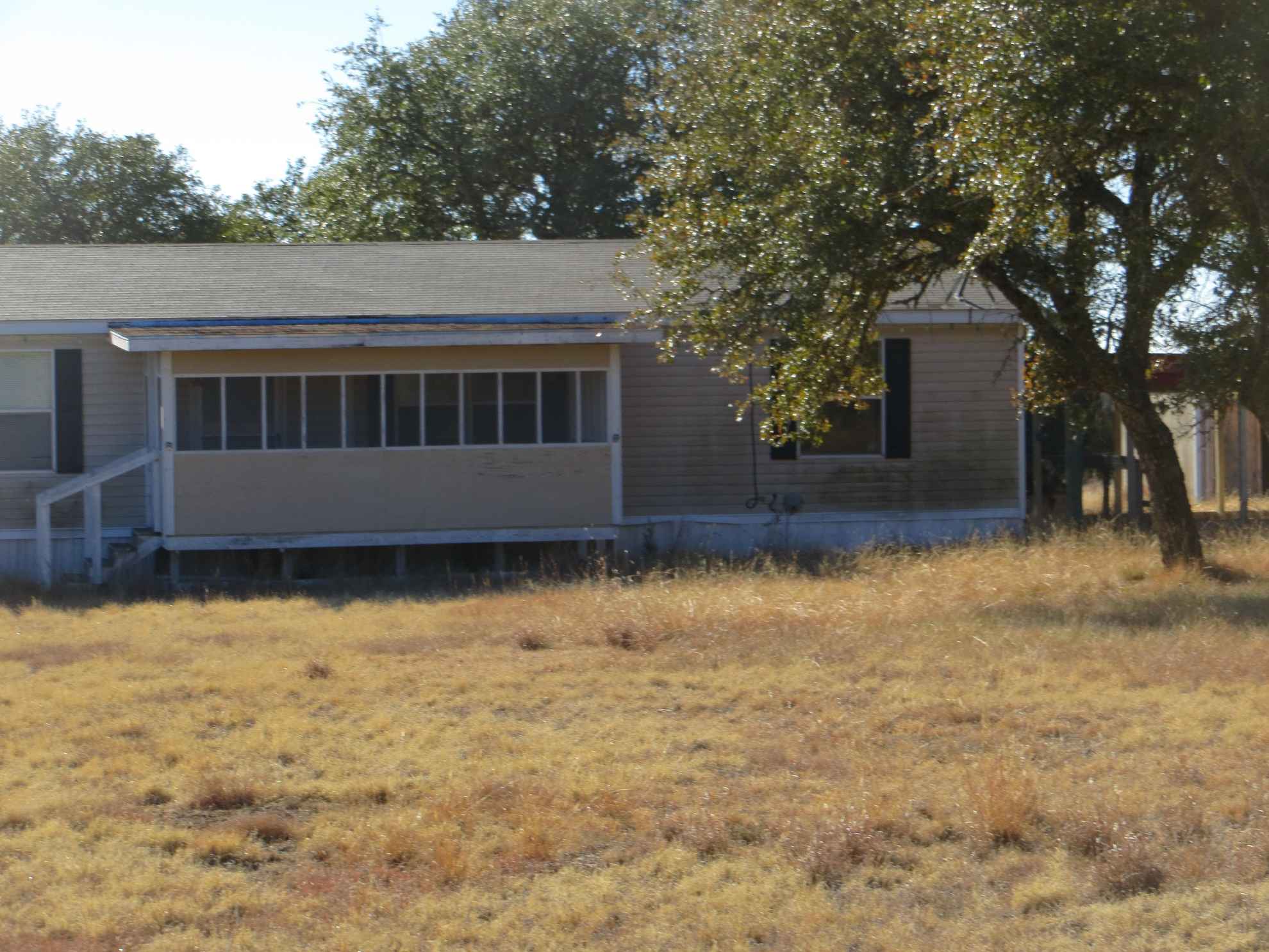 31 acres in Kimble County, Texas Bierschwale Land Company